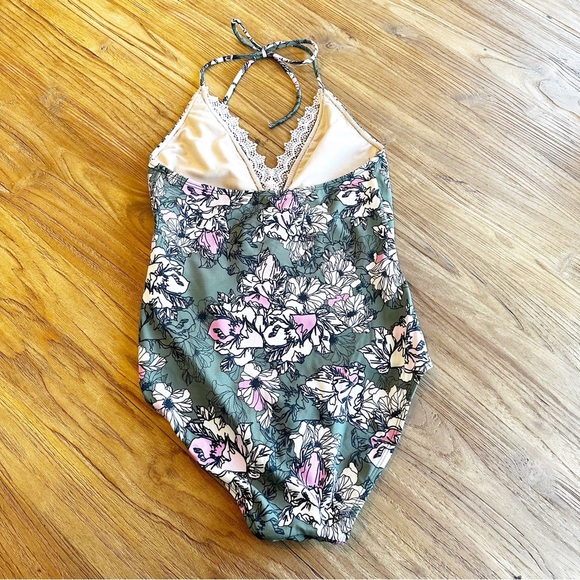 Womens One Piece Summer Swimsuit Sample Green Pink Floral Lace Front Trim Modest - Picture 2 of 10